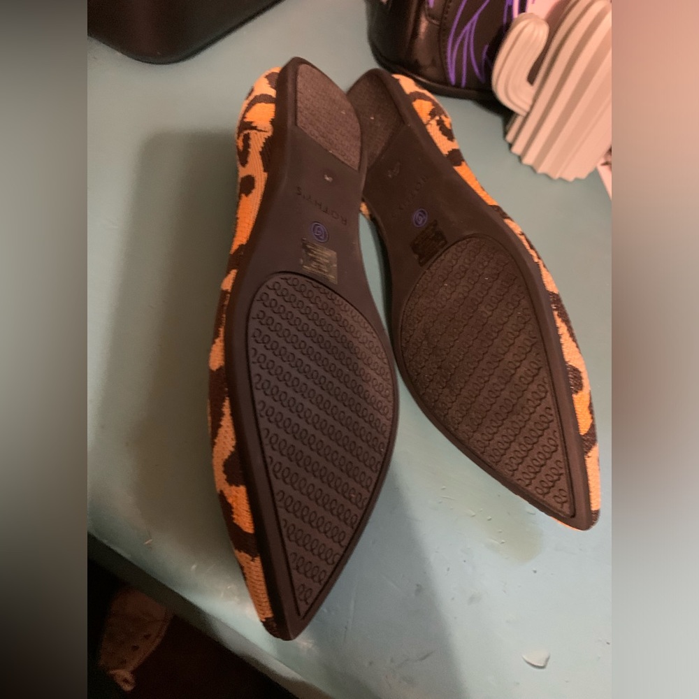 Rothy's Leopard Print Pointed Flats in Tan, Black, Gold - Picture 3 of 6